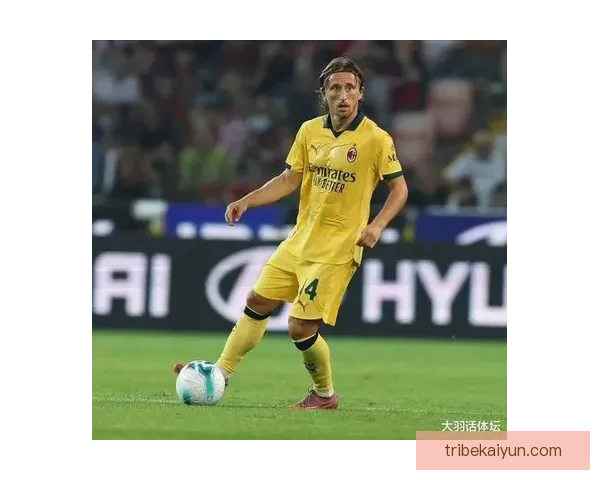 莫德里奇中场组织力持续提升，本赛季表现稳健